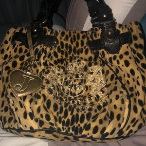 Cheetah print juicy couture hand bag